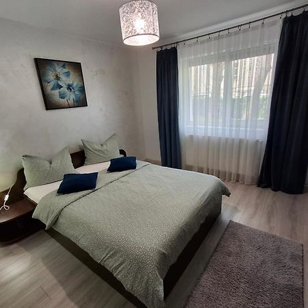 Apartament Claudia Deva Eksteriør bilde