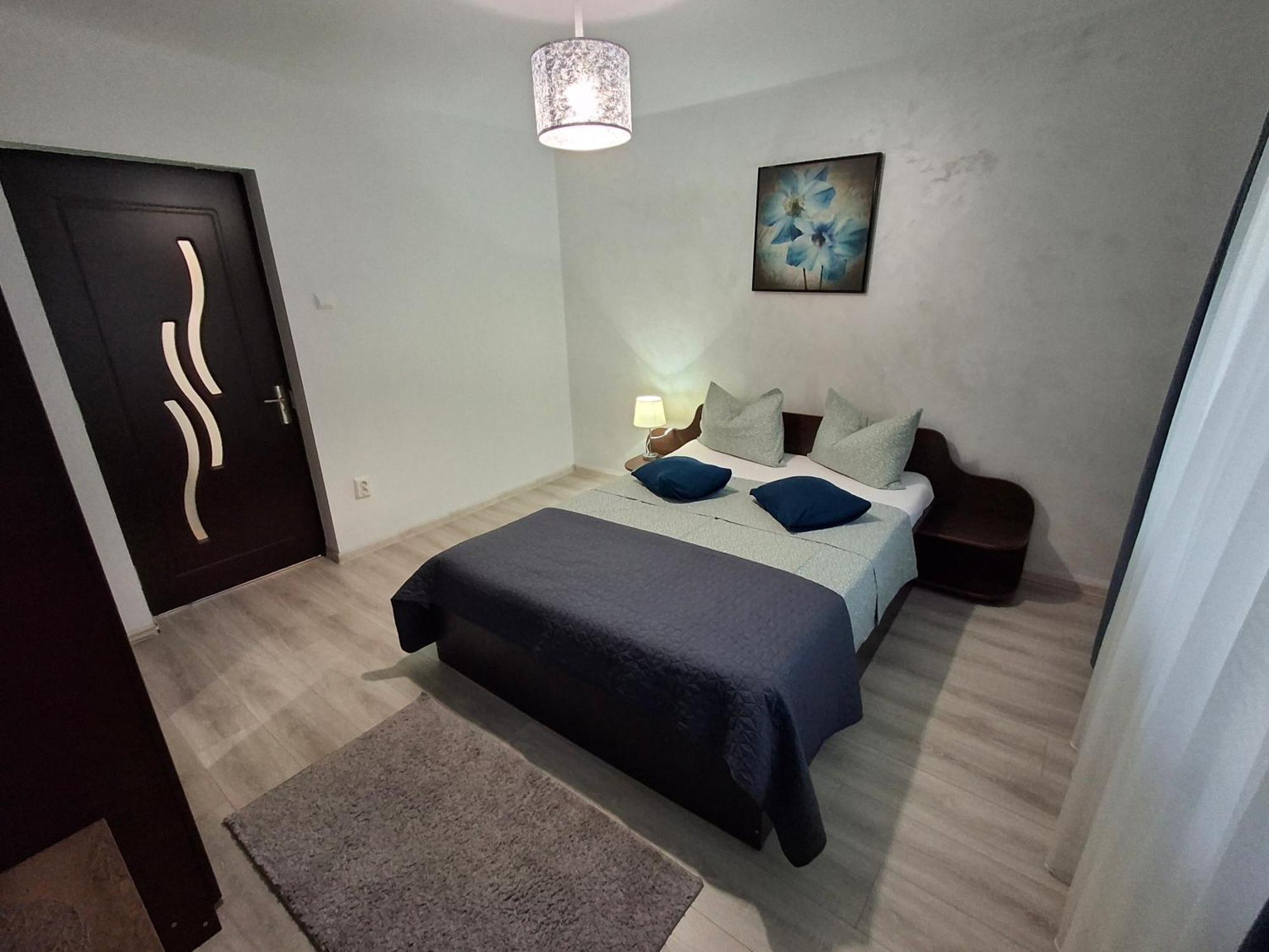 Apartament Claudia Deva Eksteriør bilde