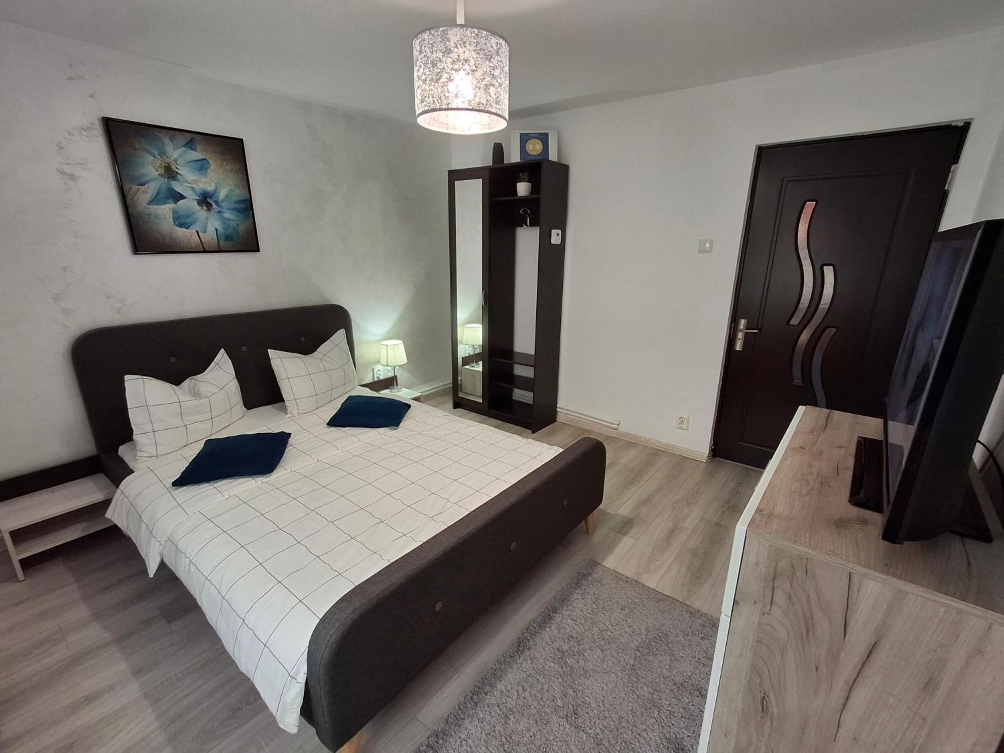 Apartament Claudia Deva Eksteriør bilde