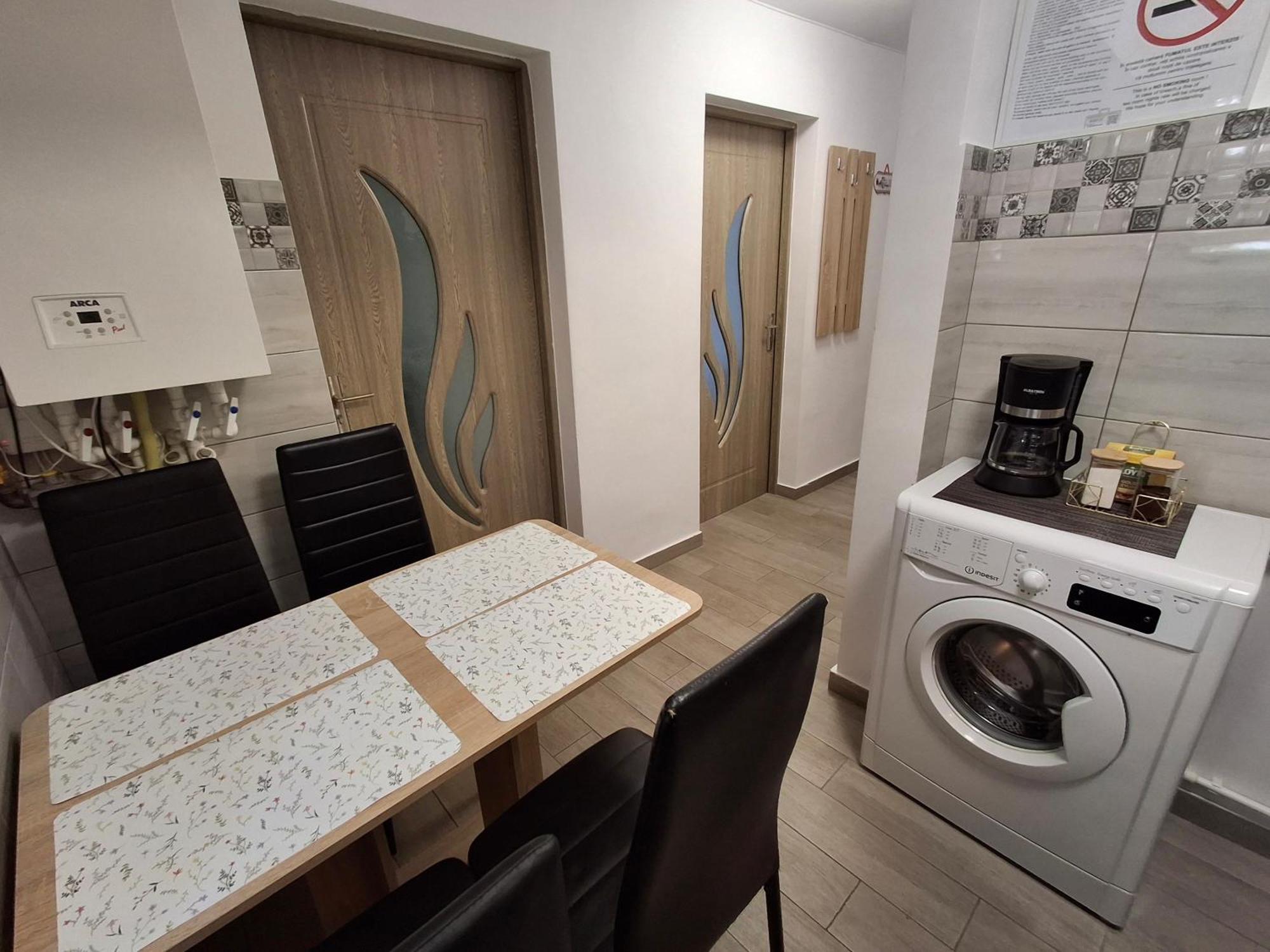 Apartament Claudia Deva Eksteriør bilde