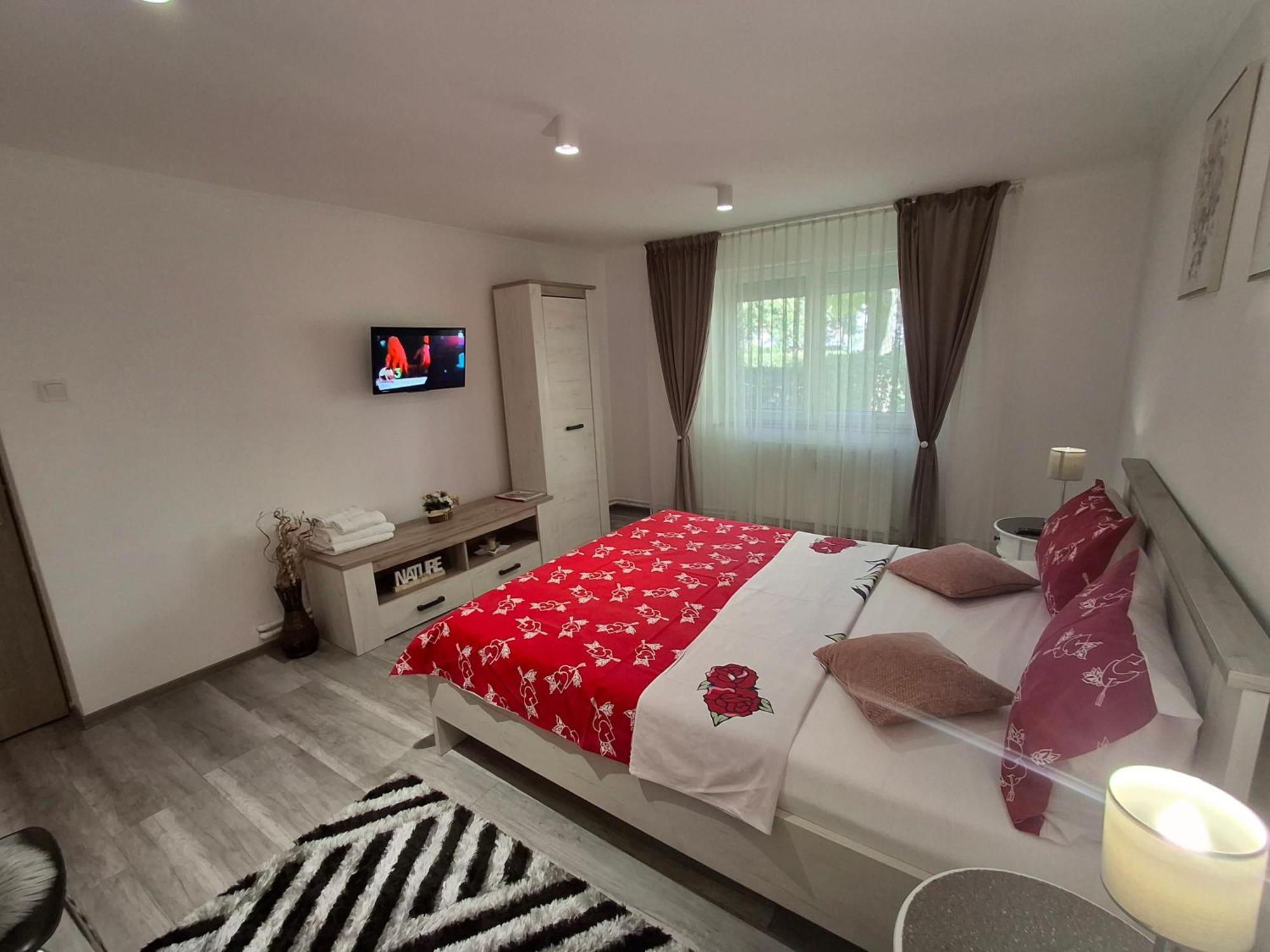 Apartament Claudia Deva Eksteriør bilde