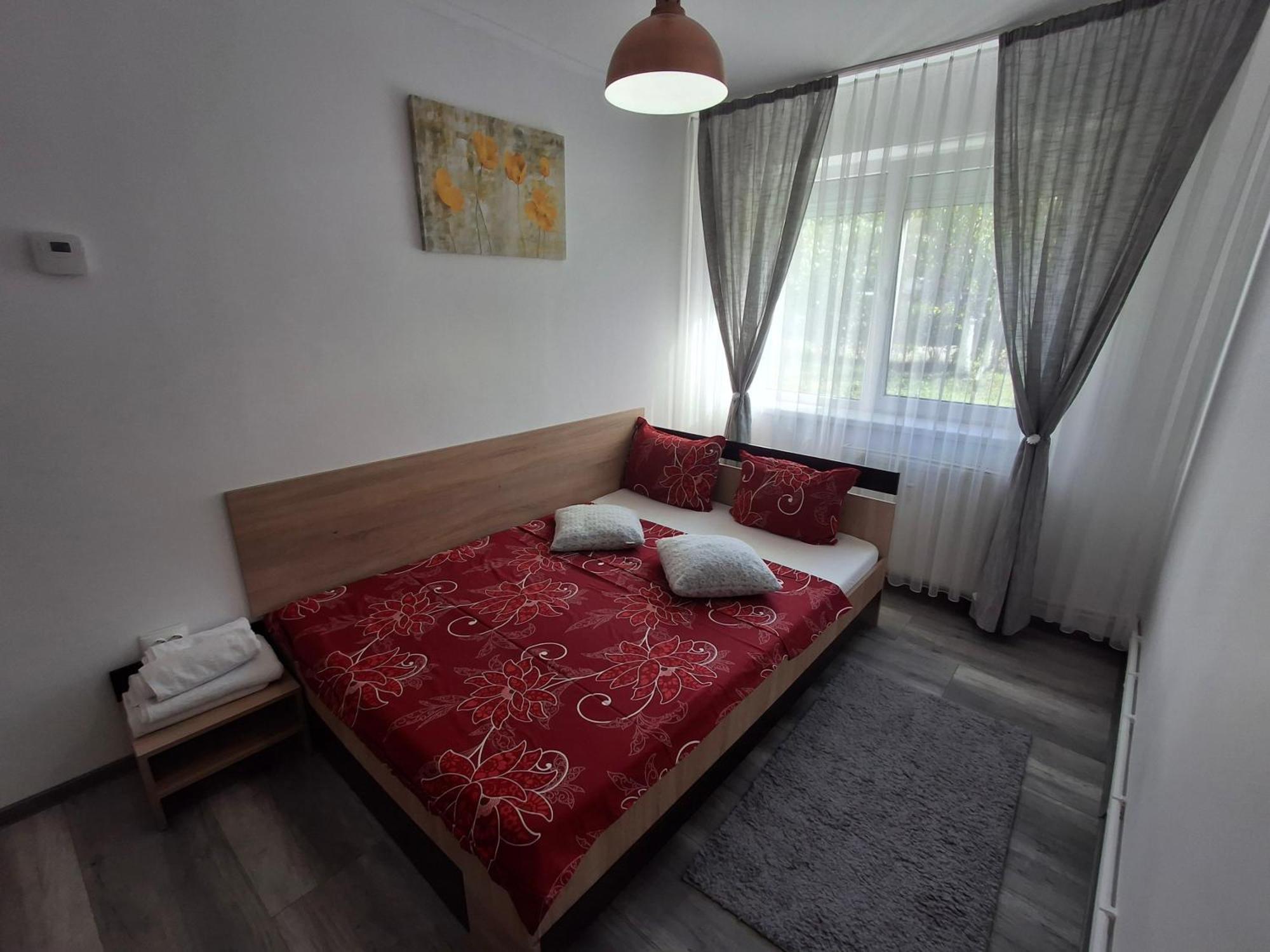 Apartament Claudia Deva Eksteriør bilde