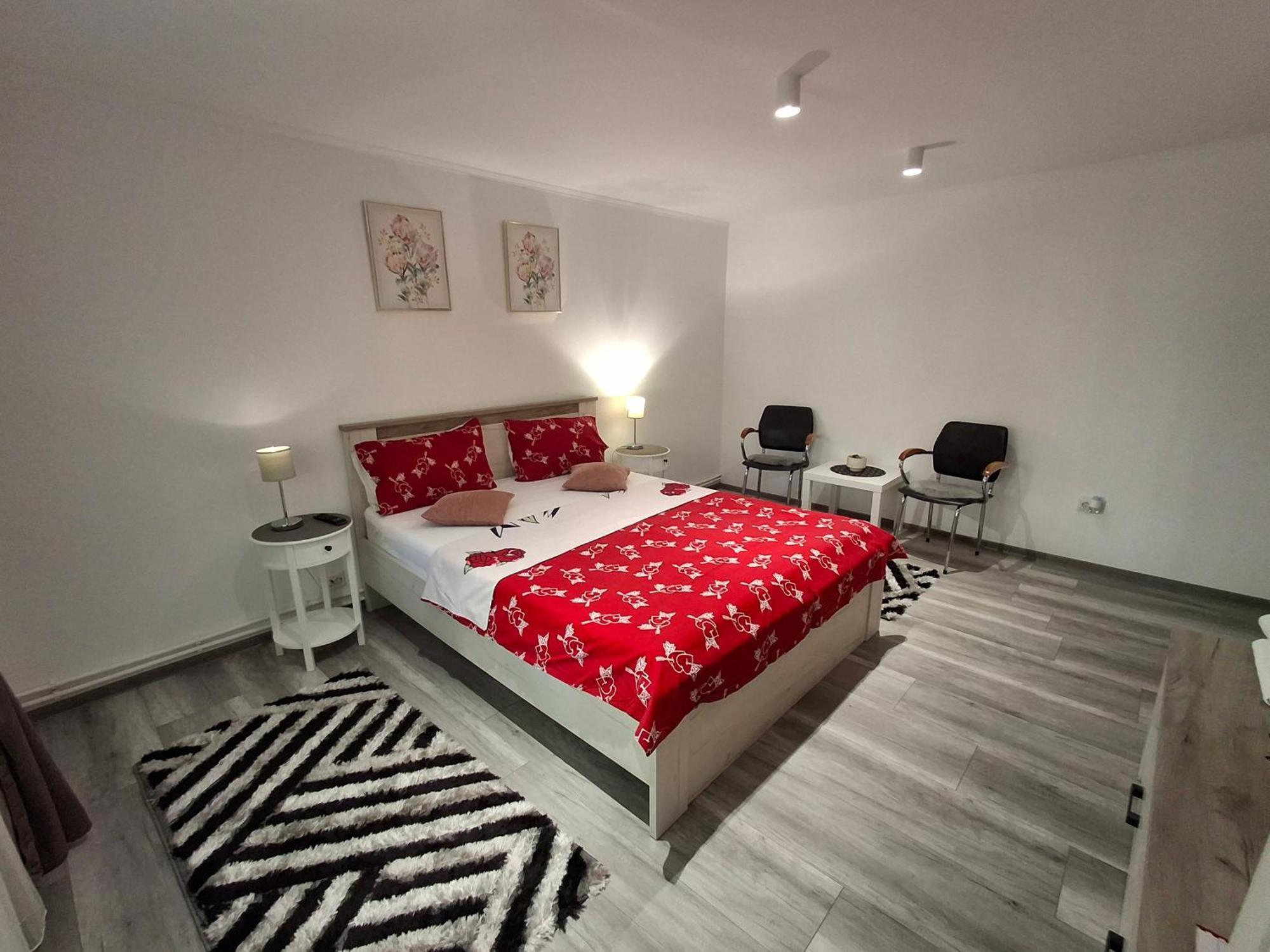 Apartament Claudia Deva Eksteriør bilde
